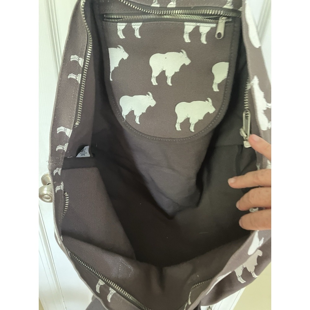 BAGGU Large Canvas Brown And White Mountain Goat Pattern Print Tote Bag Travel - Picture 5 of 12